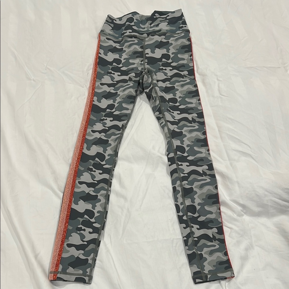 Camouflage Leggings with Red Stripe
